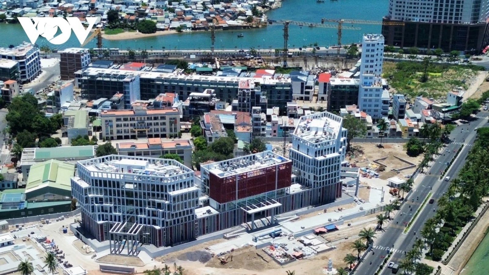 Khánh Hòa bố trí nhà ở và phương tiện cho cán bộ Ninh Thuận ra Nha Trang làm việc